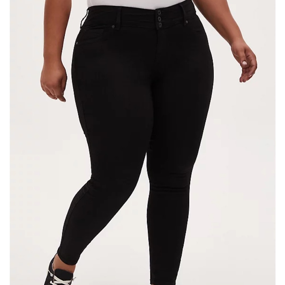 Black Jegging Skinny Super Stretch High-Rise Jean